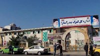 درِ خروج هوشمند ۶ گمرک در حال نصب است