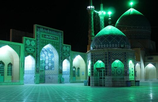 آستان‌های مقدس و قرارگاه‌های سازندگی مشمول پرداخت مالیات می‌