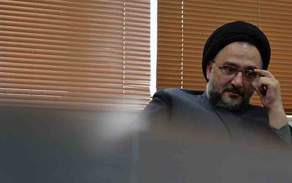 حجت‌الاسلام ابطحی از غرفه ایلنا بازدید کرد
