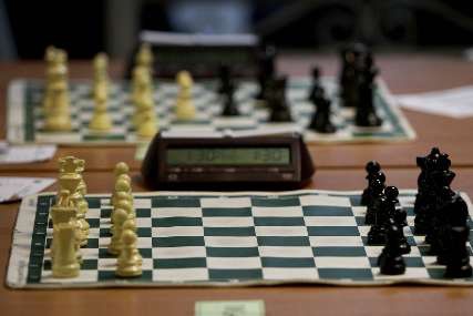 سایپا قهرمان نیم فصل نخست لیگ برتر شطرنج شد

