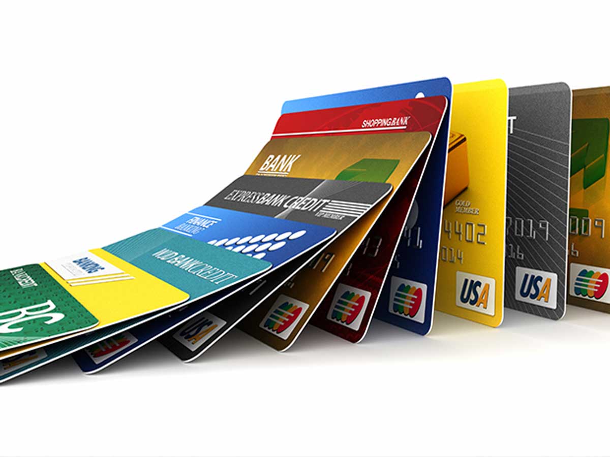 کارت های اعتباری بین المللی ابزاری کارآمد در مبادلات مالی